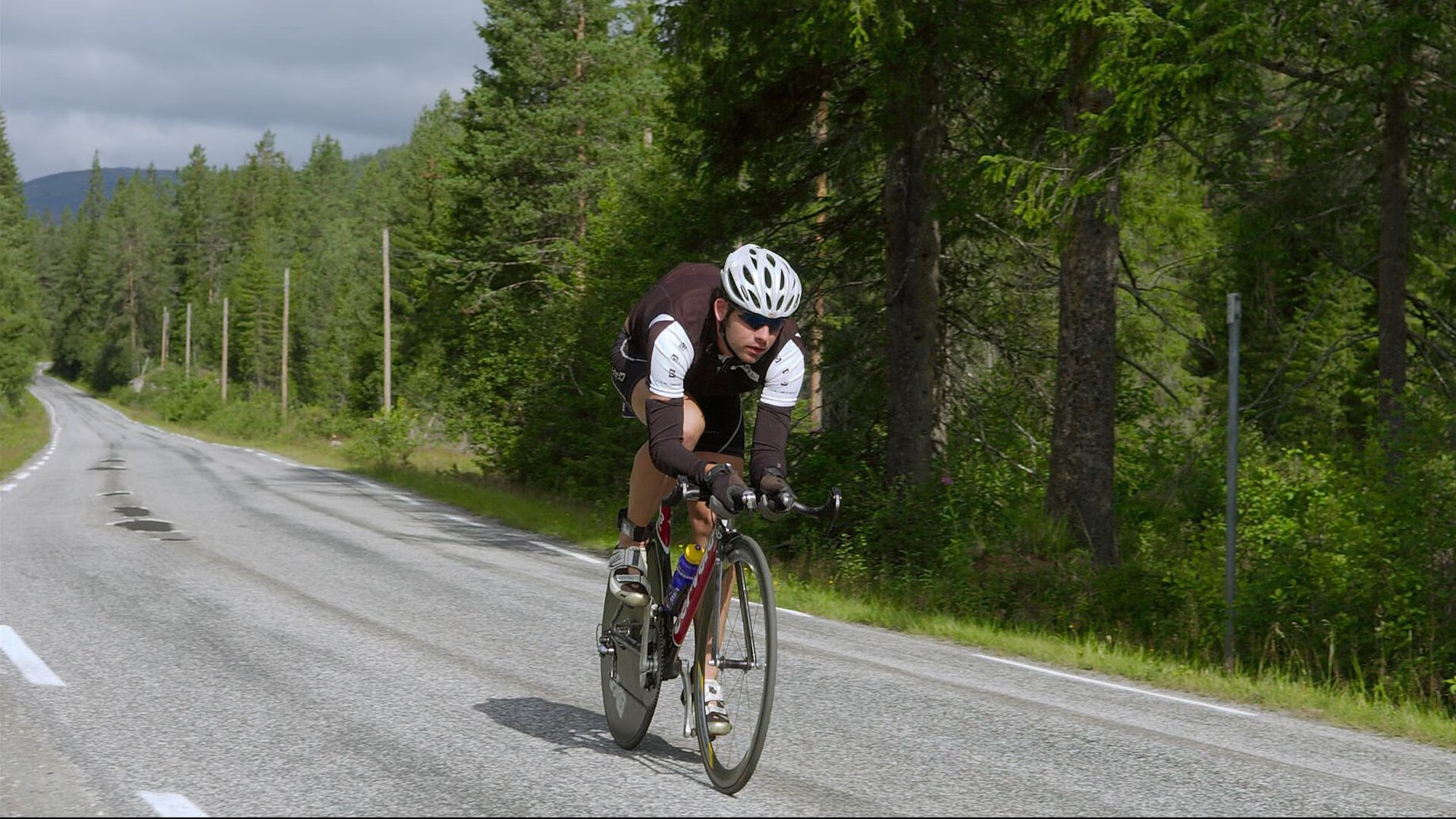 世界田径:肯尼亚长跑名将屡破纪录,赛场火爆!,肯尼亚著名长跑运动员